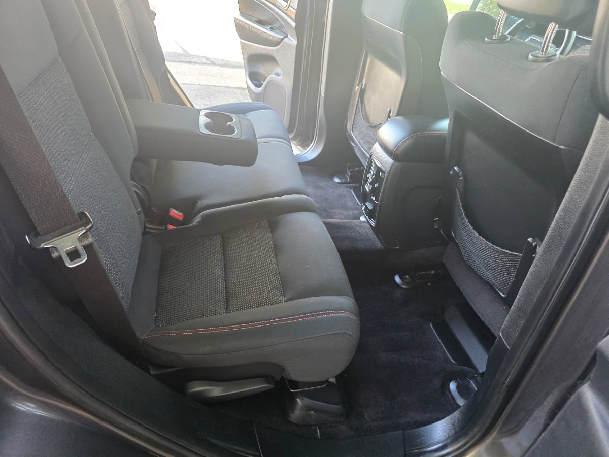 Used 2017 Jeep Grand Cherokee Laredo AWD/4WD image 40