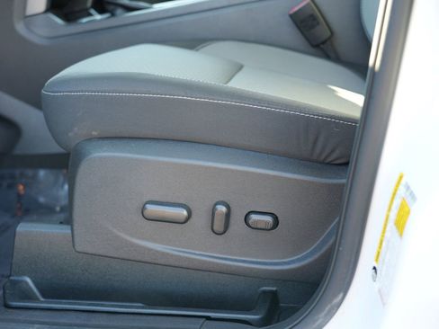 Used 2018 Ford Escape SE image 15