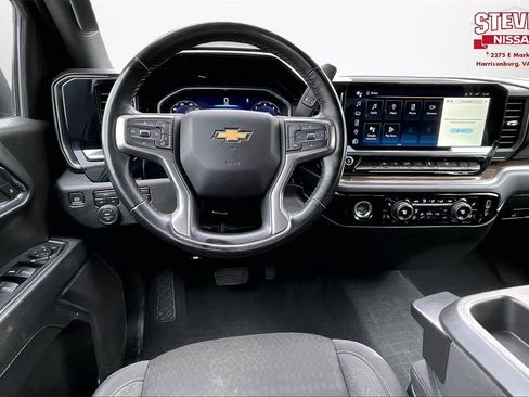 Used 2023 Chevrolet Silverado 1500 LT w/ Protection Package image 9