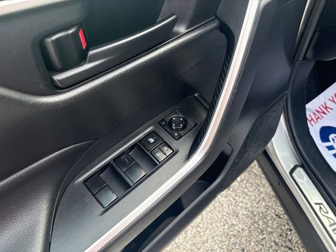 Used 2019 Toyota RAV4 LE w/ All Weather Liner Package AWD/4WD image 11
