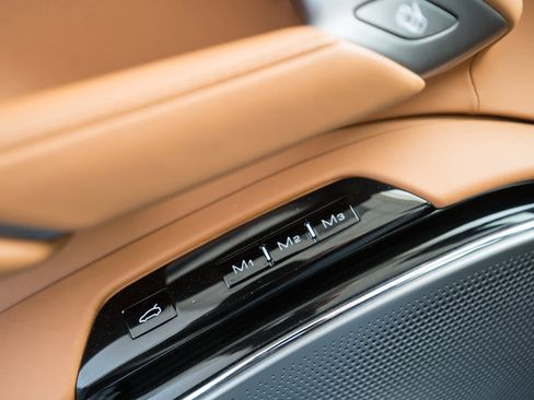 Used 2024 Ferrari Roma Spider image 19