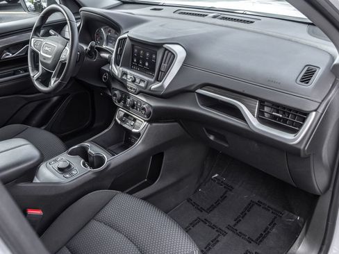 Used 2023 GMC Terrain SLE w/ Driver Convenience Package FWD image 33