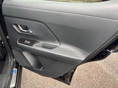 New 2026 Nissan Kicks SR w/ Illumination Package FWD image 15