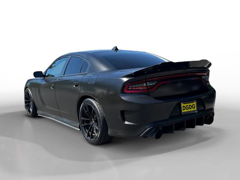 Used 2020 Dodge Charger Scat Pack w/ Dynamics Package RWD image 3