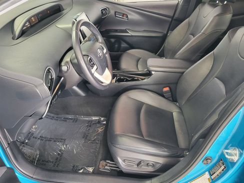 Used 2019 Toyota Prius Prime Premium w/ Carpet Mat Package FWD image 10
