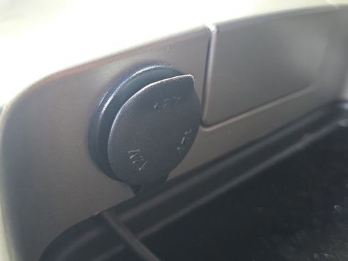 Used 2005 Chevrolet Corvette Coupe RWD image 27