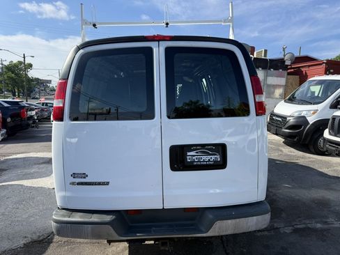 Used 2019 Chevrolet Express 2500 w/ Driver Convenience Package RWD image 5