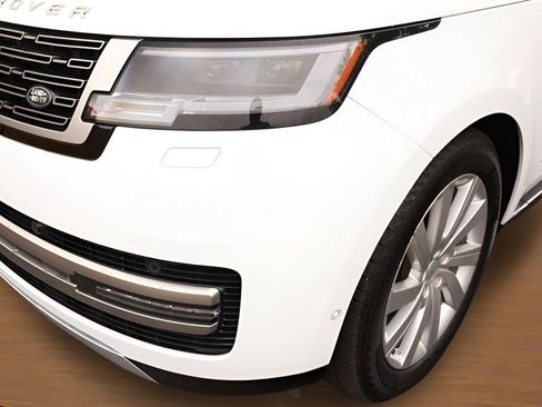 Used 2023 Land Rover Range Rover SE AWD/4WD image 17
