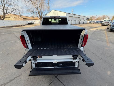 Used 2025 GMC Sierra 1500 Denali Ultimate image 15