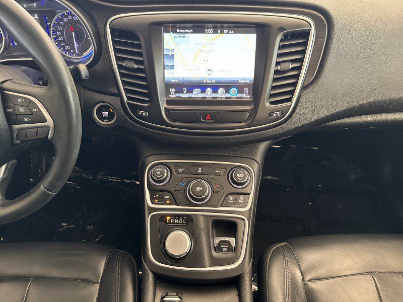 Used 2017 Chrysler 200 Limited Platinum FWD image 20