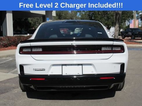 Used 2024 Dodge Charger R/T Scat Pack w/ Plus Group image 6
