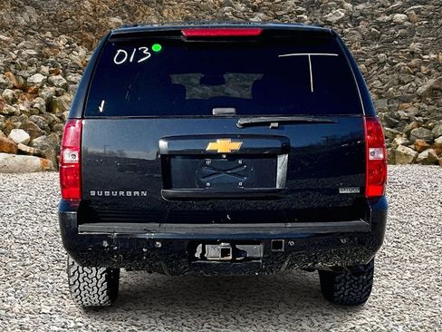 Used 2012 Chevrolet Suburban LS w/ Convenience Package 1 image 4