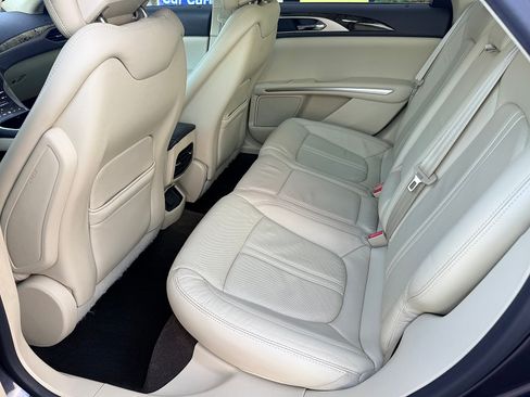 Used 2013 Lincoln MKZ AWD image 28