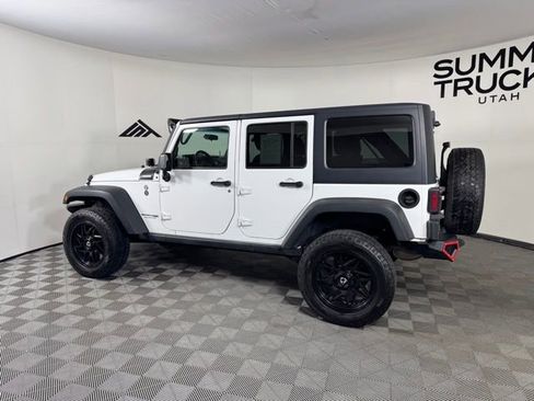 Used 2018 Jeep Wrangler Unlimited Sport AWD/4WD image 5