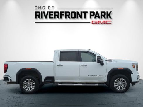 Used 2022 GMC Sierra 2500 Denali w/ Denali Ultimate Package AWD/4WD image 2