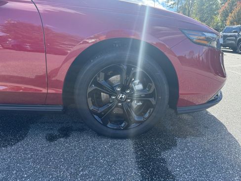 New 2025 Honda Accord SE image 25