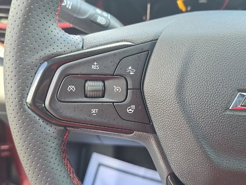 Certified 2024 Chevrolet Trax RS w/ Driver Confidence Package image 18