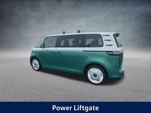 New 2025 Volkswagen ID. Buzz 1st Edition image 17