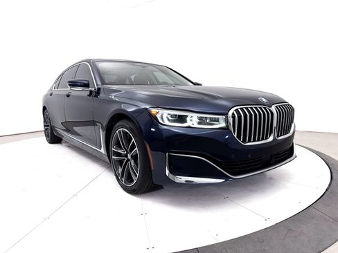 Used 2020 BMW 750i xDrive AWD/4WD image 14