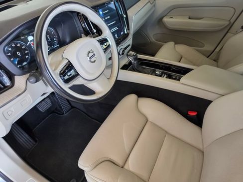 Used 2020 Volvo XC60 T5 Inscription FWD image 23