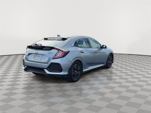 Used 2018 Honda Civic EX image 8