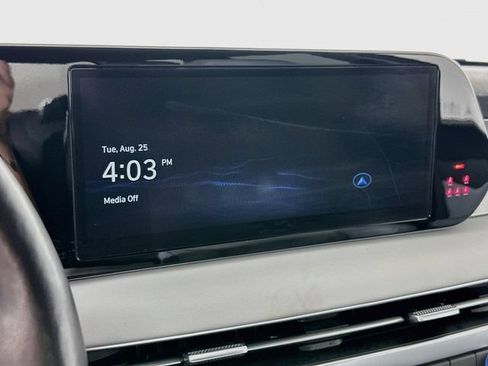 Certified 2024 Hyundai Palisade SEL w/ Premium Package AWD/4WD image 19