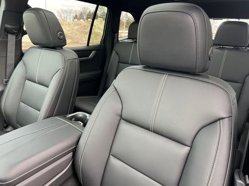 New 2026 GMC Acadia Elevation w/ Black Edition image 13