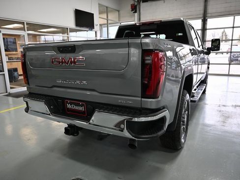 New 2026 GMC Sierra 2500 SLT w/ SLT Premium Package image 5
