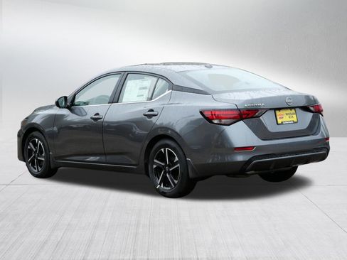 New 2025 Nissan Sentra SV image 3