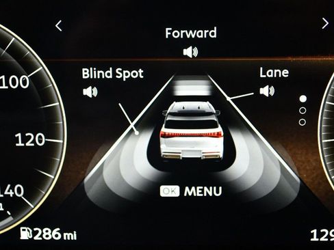 Used 2025 INFINITI QX80 Sensory image 50