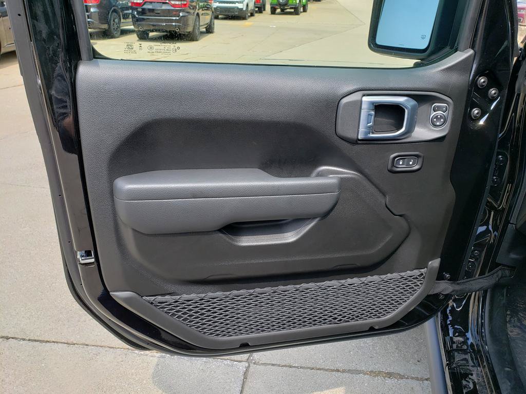 New 2026 Jeep Wrangler Unlimited Rubicon 392 AWD/4WD image 13