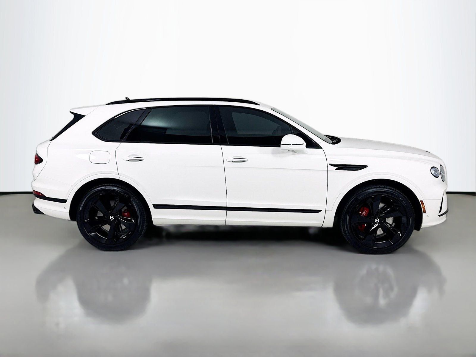 Used 2026 Bentley Bentayga AWD/4WD image 10