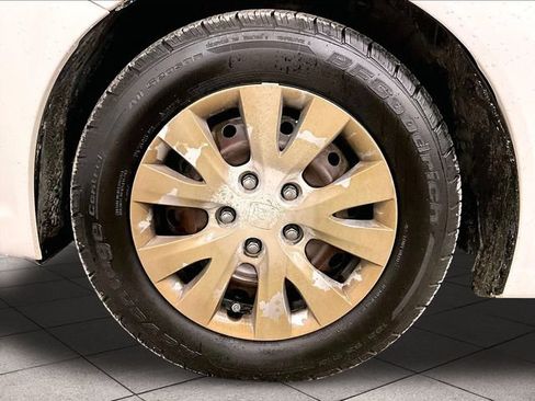 Used 2012 Honda Civic LX image 9