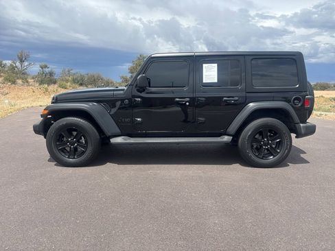 Used 2022 Jeep Wrangler Unlimited Sport AWD/4WD image 8