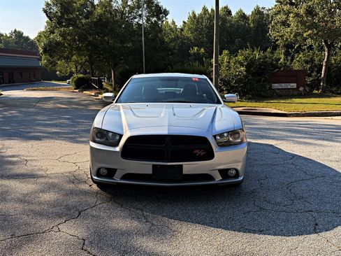 Used 2012 Dodge Charger R/T RWD image 2