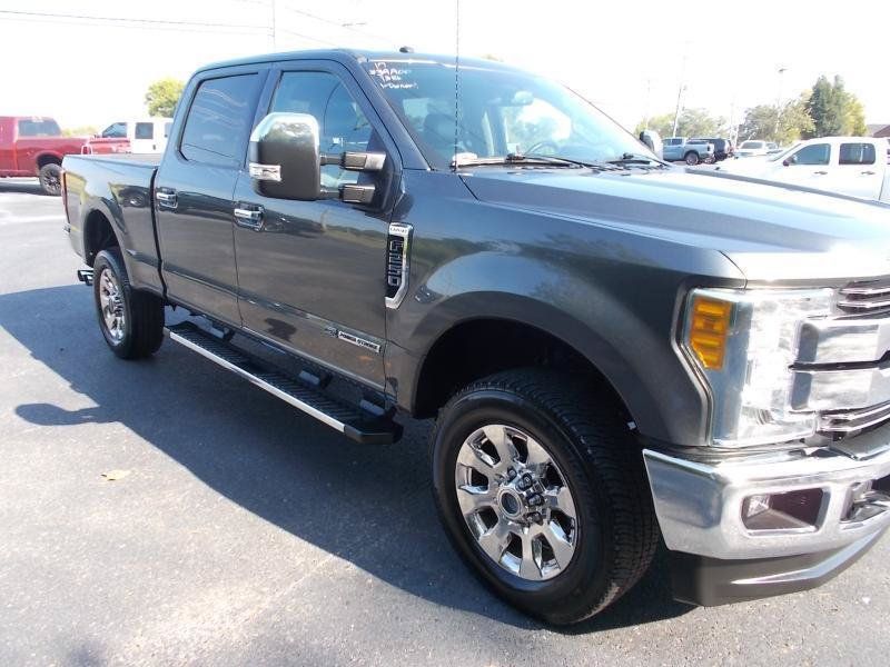 Used 2017 Ford F250 Lariat w/ Chrome Package AWD/4WD image 11