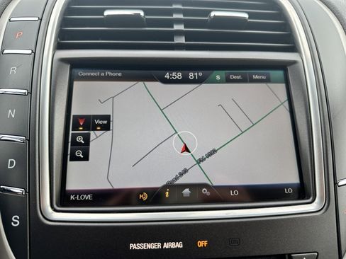 Used 2016 Lincoln MKX Reserve w/ Luxury Package FWD image 23