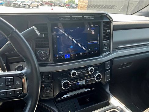 Used 2024 Ford F250 Platinum AWD/4WD image 6