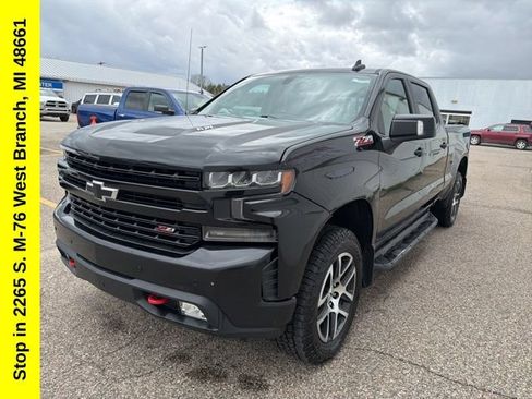 Used 2020 Chevrolet Silverado 1500 LT Trail Boss AWD/4WD image 8