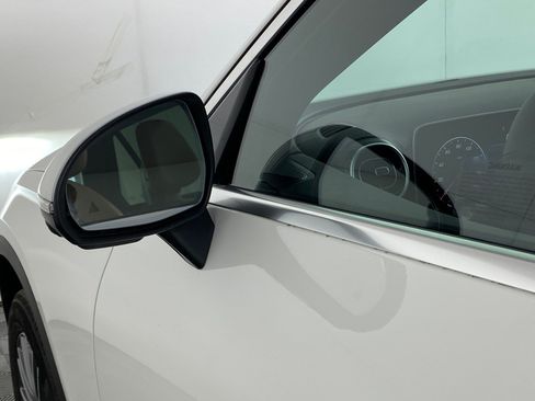 Used 2026 Mercedes-Benz GLC 300 4MATIC image 23