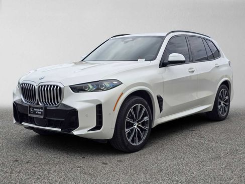 Used 2025 BMW X5 xDrive40i AWD/4WD image 7