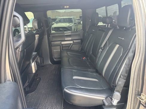 Used 2018 Ford F150 Platinum w/ Equipment Group 701A Luxury AWD/4WD image 27