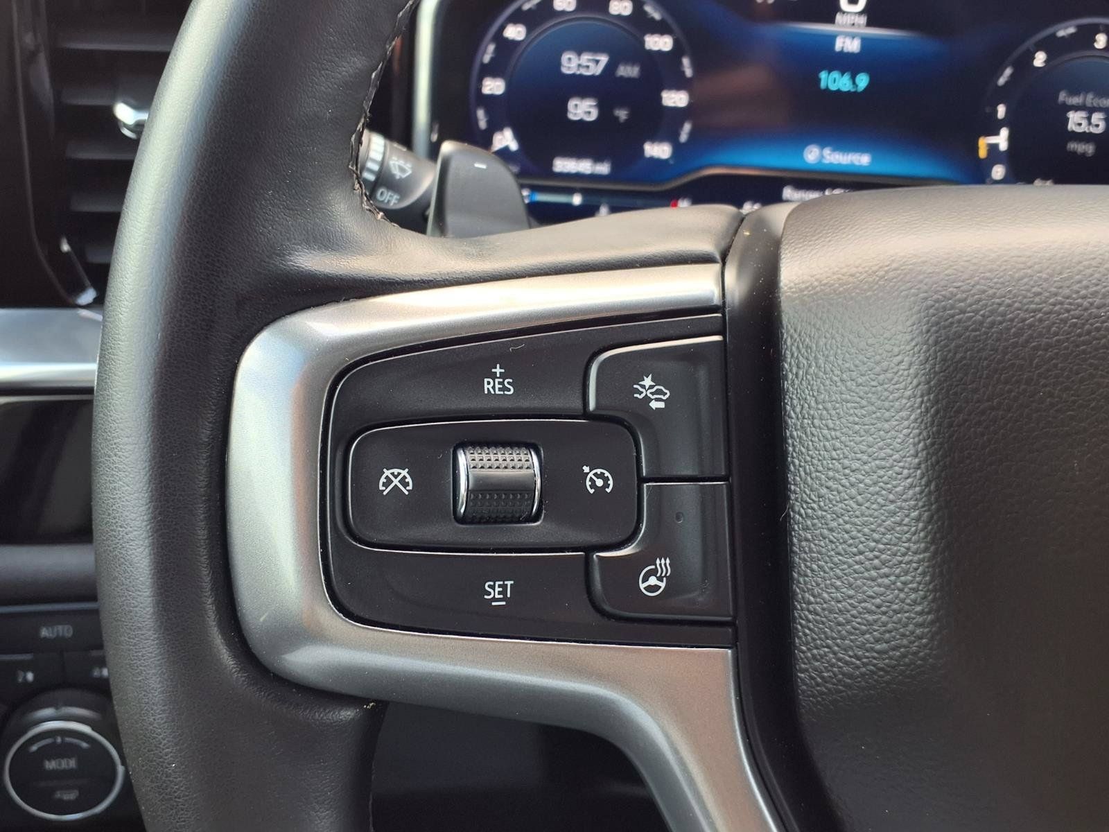 Used 2025 Chevrolet Silverado 1500 RST w/ Convenience Package II AWD/4WD image 21