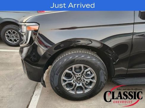 Used 2025 Ford Expedition Max Active image 13