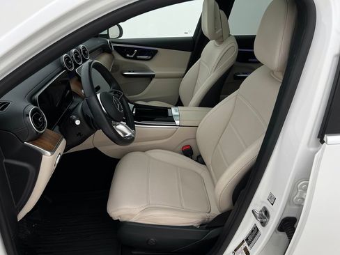 Used 2023 Mercedes-Benz GLC 300 GLC 300 image 11