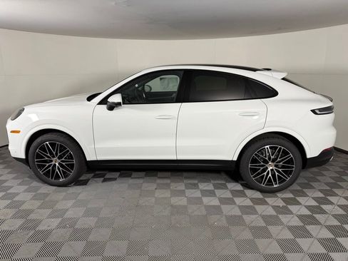 New 2026 Porsche Cayenne Coupe image 2