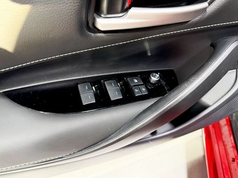 Used 2021 Toyota Corolla SE FWD image 25