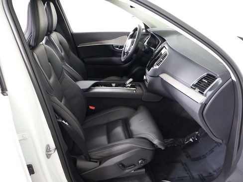 Used 2023 Volvo XC90 T8 Ultimate w/ Protection Package Premier AWD/4WD image 38