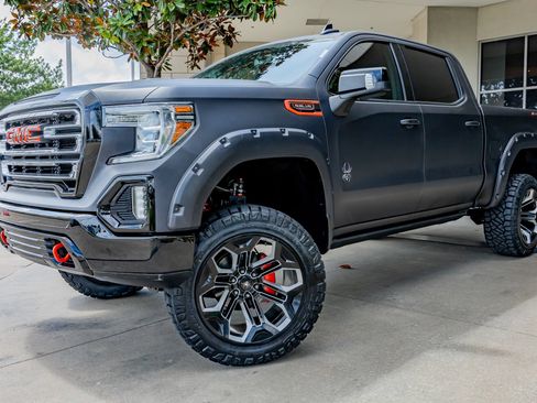 Used 2021 GMC Sierra 1500 SLT AWD/4WD image 40