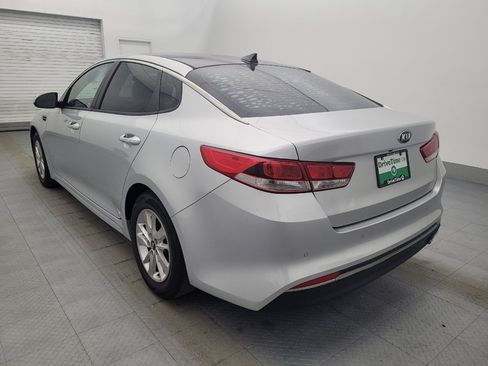 Used 2018 Kia Optima LX w/ Convenience Package FWD image 5
